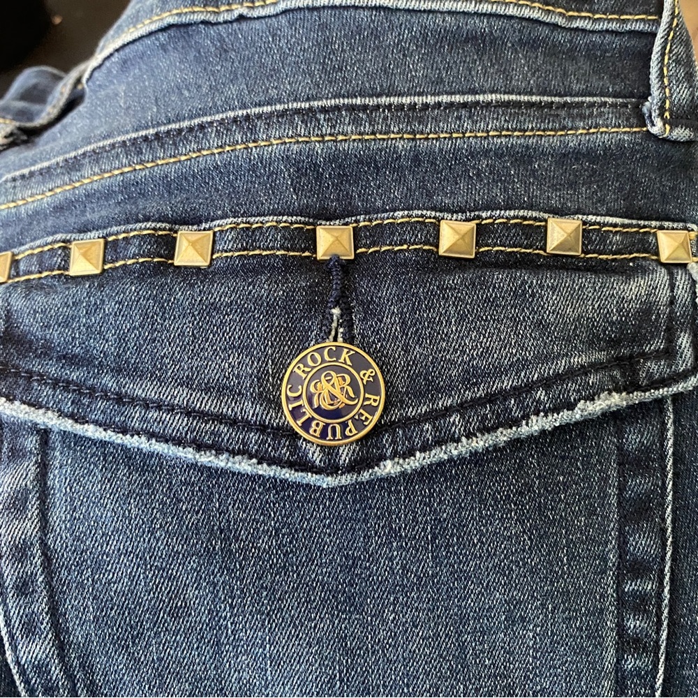 Rock & Republic Kendall Cropped Jeans - Picture 9 of 14